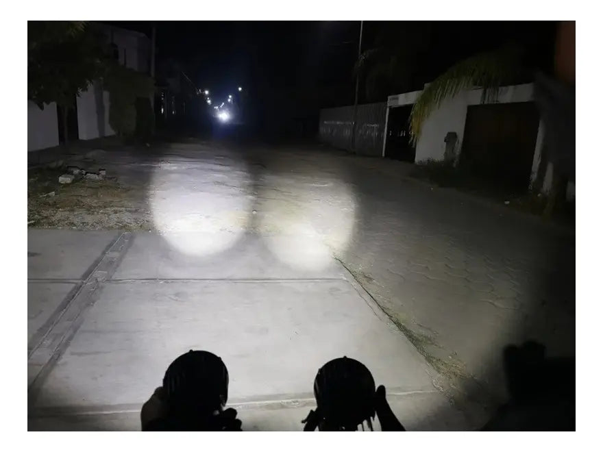 Par Faros 4 Led 40w Cuadrado Blanco O Amarillo / Estrobo