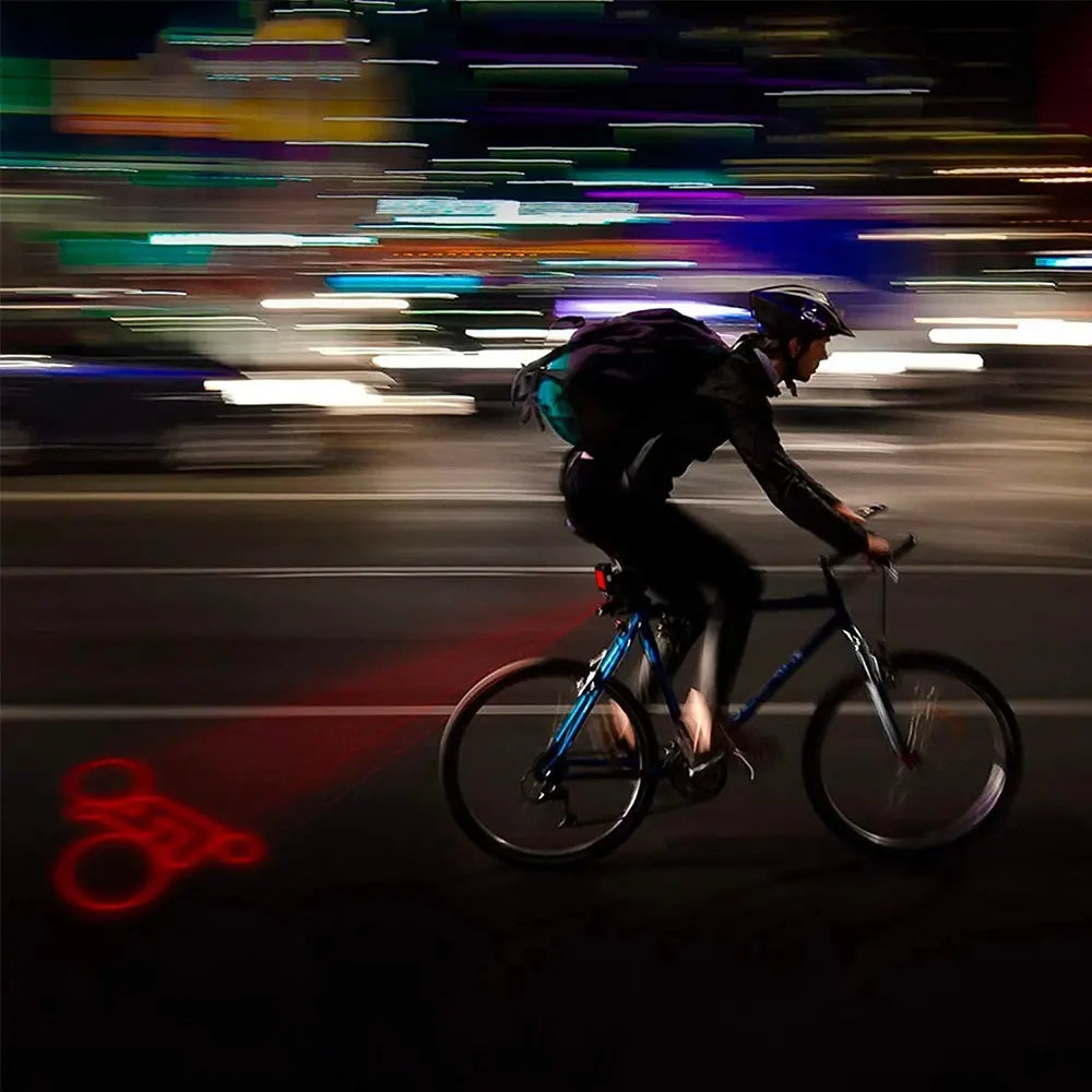 Luz De Bicicleta Led Trasera Inteligente Control Direccional Color Negro